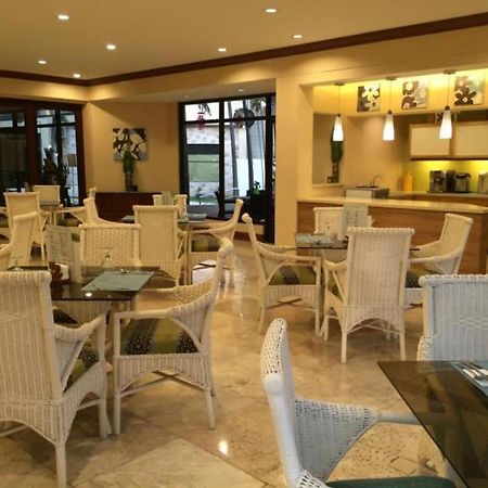 โรงแรมแวเคชั่น เซบู Cebu ภายนอก รูปภาพ