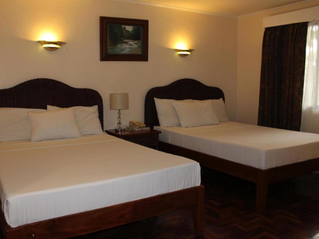 โรงแรมแวเคชั่น เซบู Cebu ภายนอก รูปภาพ